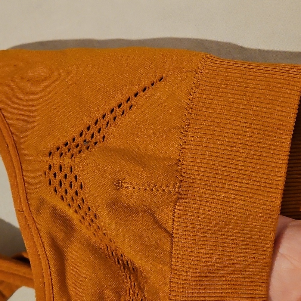 NWOT All In Motion Rust Orange Vross-back Sports Yoga Bra - Picture 11 of 11